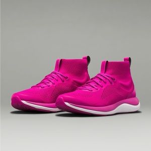 Lululemon chargefeel mid workout shoe